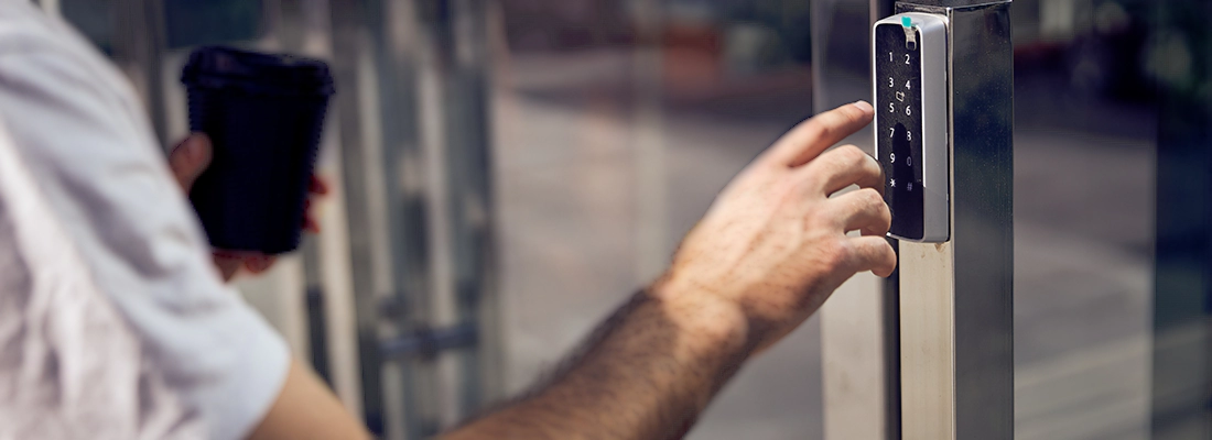 Enhance Storefront Security with Access Control Systems in Eustis, FL