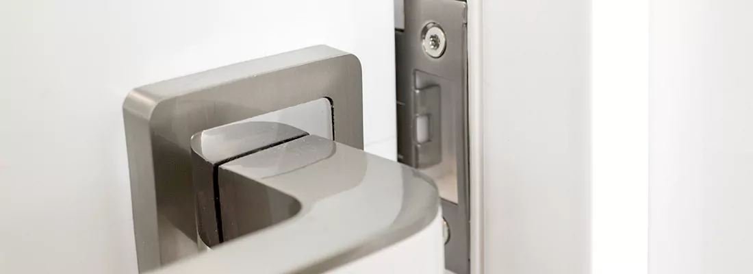 Seamless Integration of Magnetic Locks with Access Control Systems in Eustis, FL